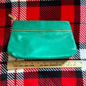 NWOT ELIZABETH ARDEN Snakeskin Trim Makeup Bag